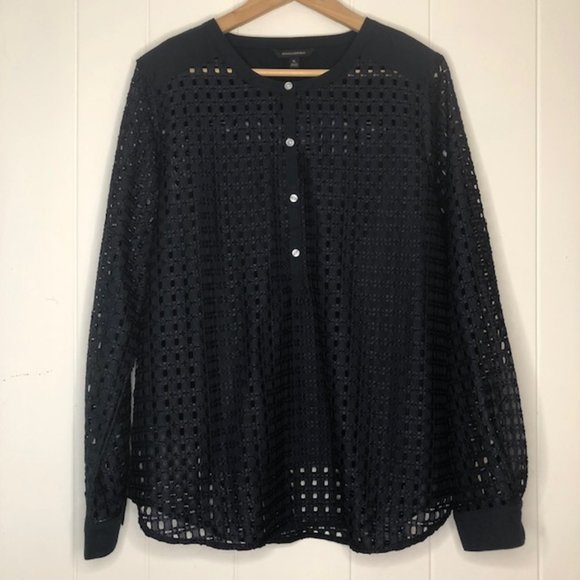 Banana Republic Tops - Banana Republic Navy Blue Eyelet Blouse